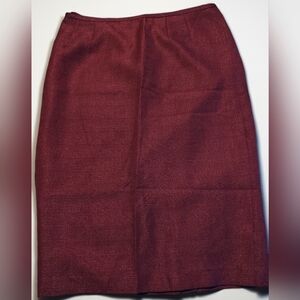 Le Suit Women's Size 8 Burgundy/Wine Red Lined Pencil Skirt Zip Back With Split